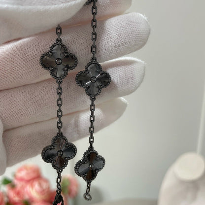 [Spark]CLOVER 5 MOTIF BLACK BRACELET