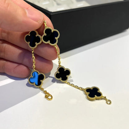 [Spark] CLOVER 5 MOTIF ONYXS BRACELET COLLECTION
