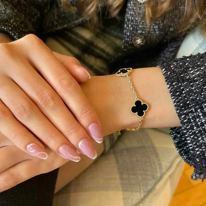 [Spark] CLOVER 5 MOTIF ONYXS BRACELET COLLECTION