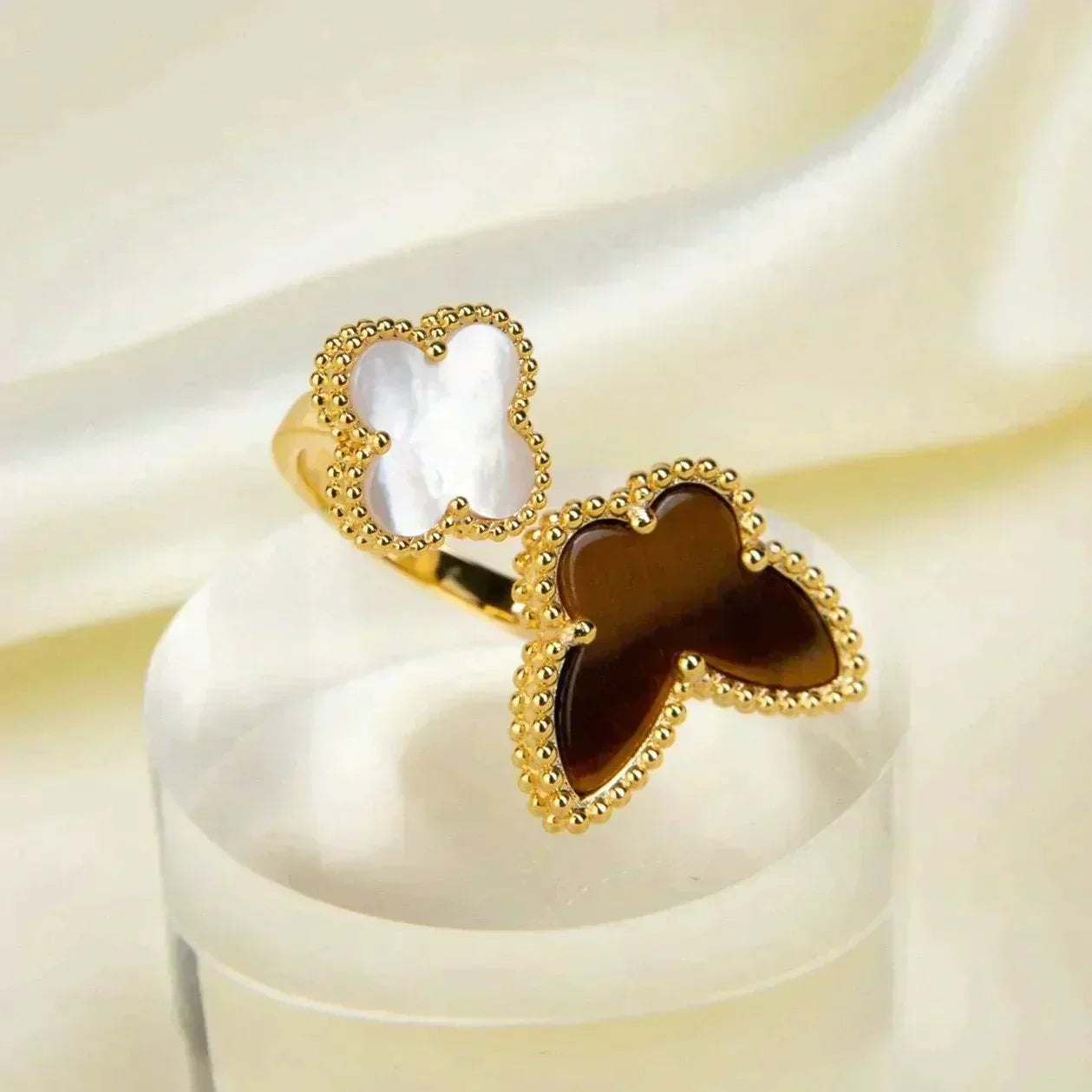 [Spark]LUCKY BETWEEN THE FINGER RING