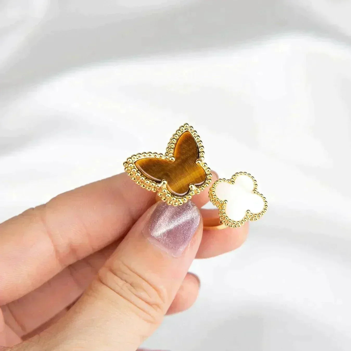 [Spark]LUCKY BETWEEN THE FINGER RING