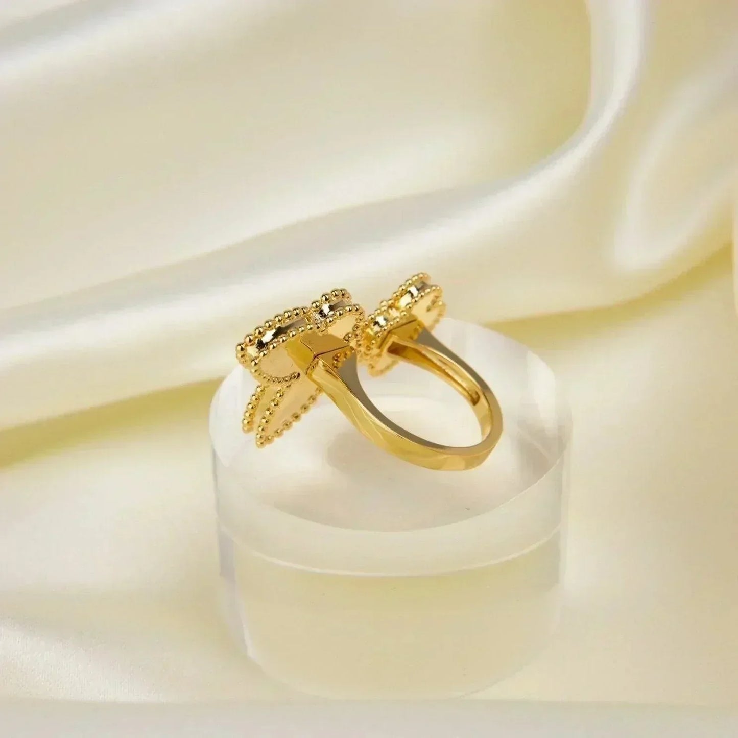 [Spark]LUCKY BETWEEN THE FINGER RING