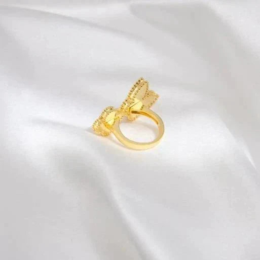 [Spark]LUCKY BETWEEN THE FINGER RING