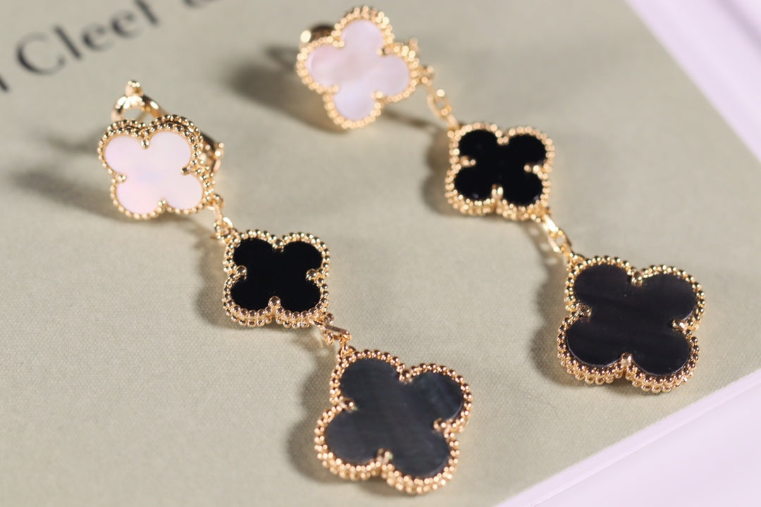 [Spark]CLOVER EARRINGS GOLD ONYX MOP 3 MOTIF