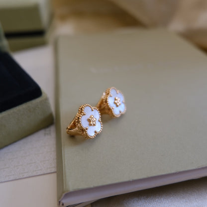 [Spark]LUCKY PINK GOLD WHITE MOP EARRINGS