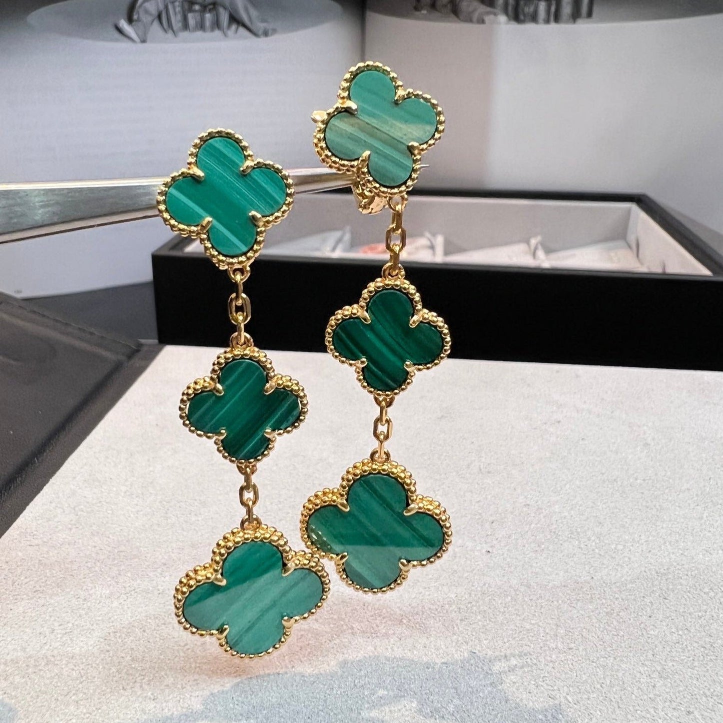 [Spark]CLOVER MALACHITE 3 MOTIFS GOLD