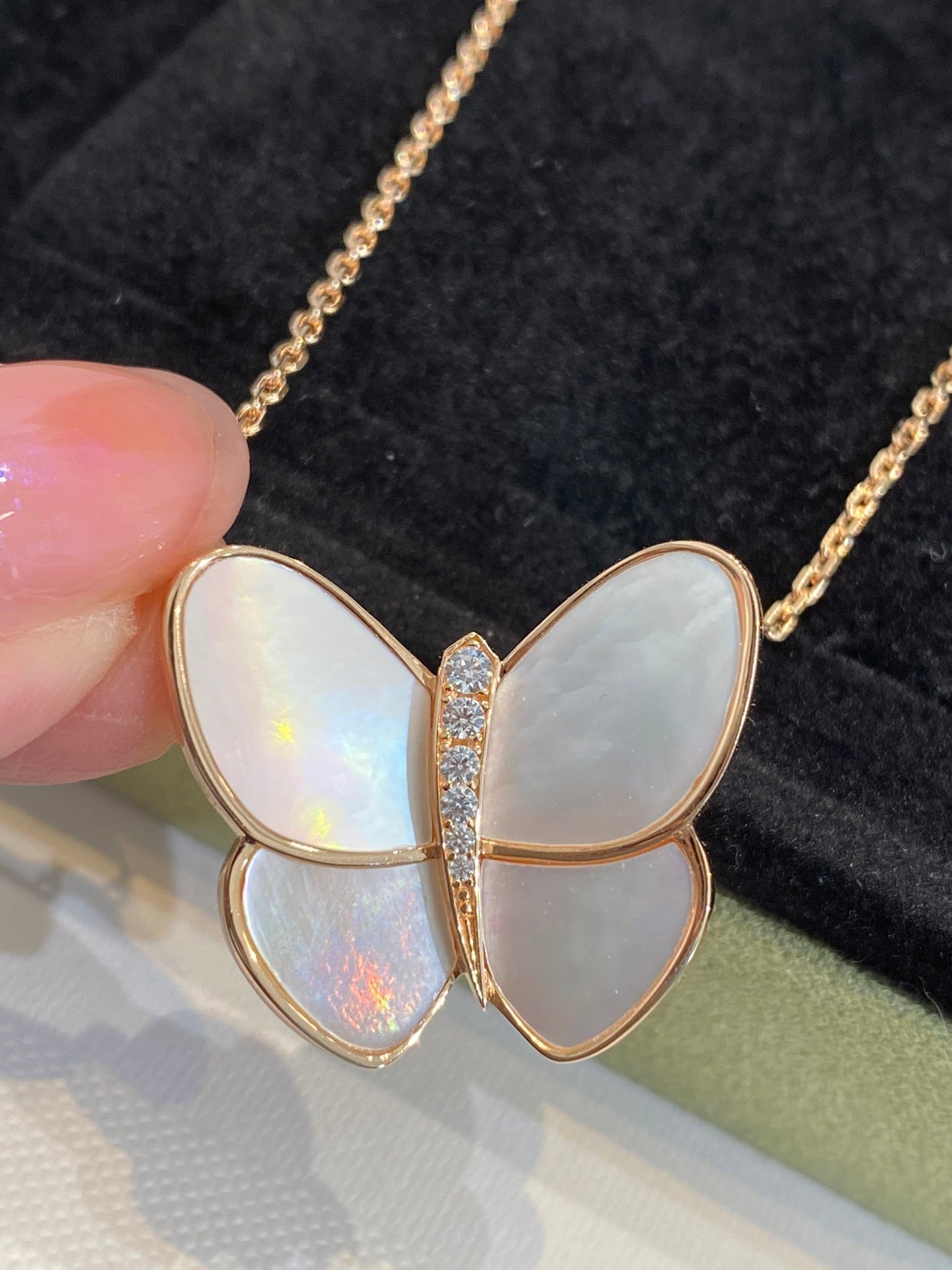 [Spark]BUTTERFLY GOLD MOP DIAMOND NECKLACE