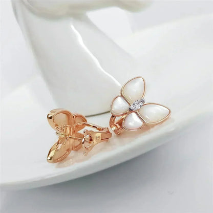 [Spark]BUTTERFLY MOP DIAMOND EARRINGS