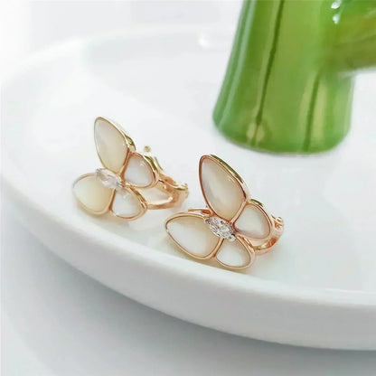[Spark]BUTTERFLY MOP DIAMOND EARRINGS