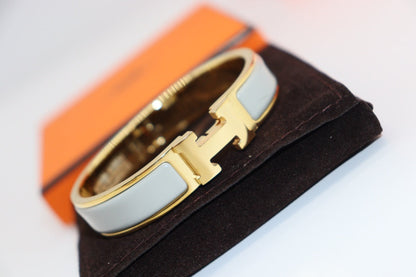 [Spark]H LIGHT BLUE BRACELET