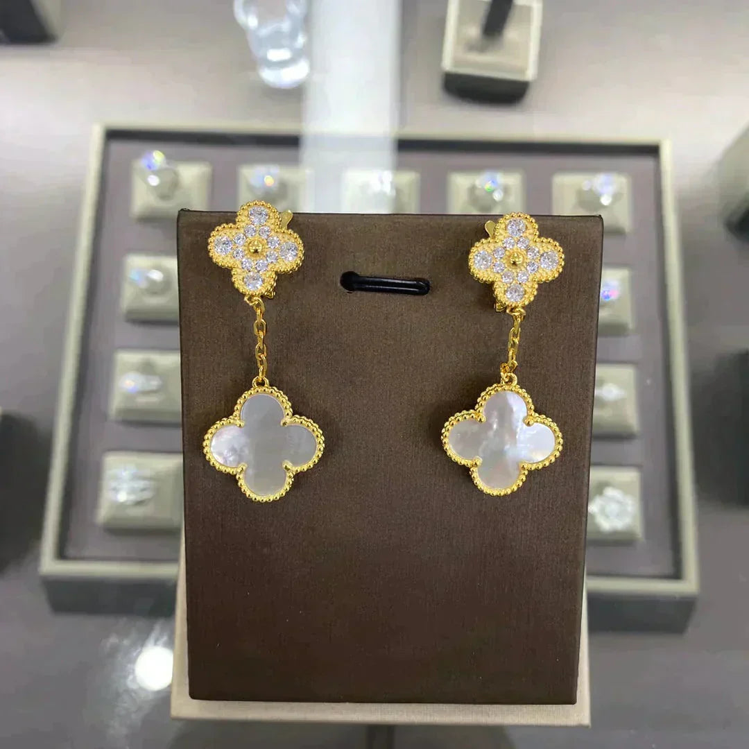 [Spark]CLOVER  2 MOTIFS  DIAMOND  EARRINGS (MULTIPLE CHOICESç´