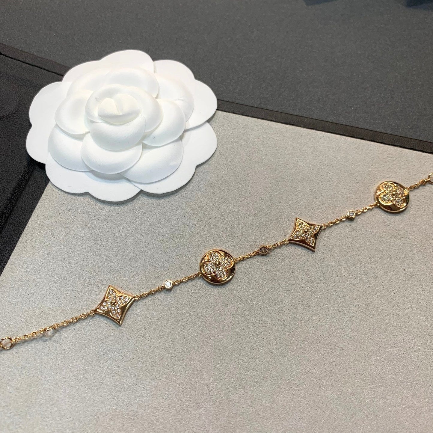 [Spark]STAR AND SUN 4 MOTIFS GOLD DIAMONDS BRACELET