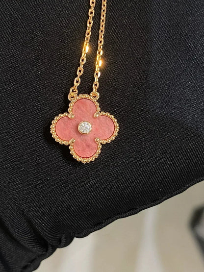 [Spark]CLOVER 15MM DIAMOND RHODONITE NECKLACE