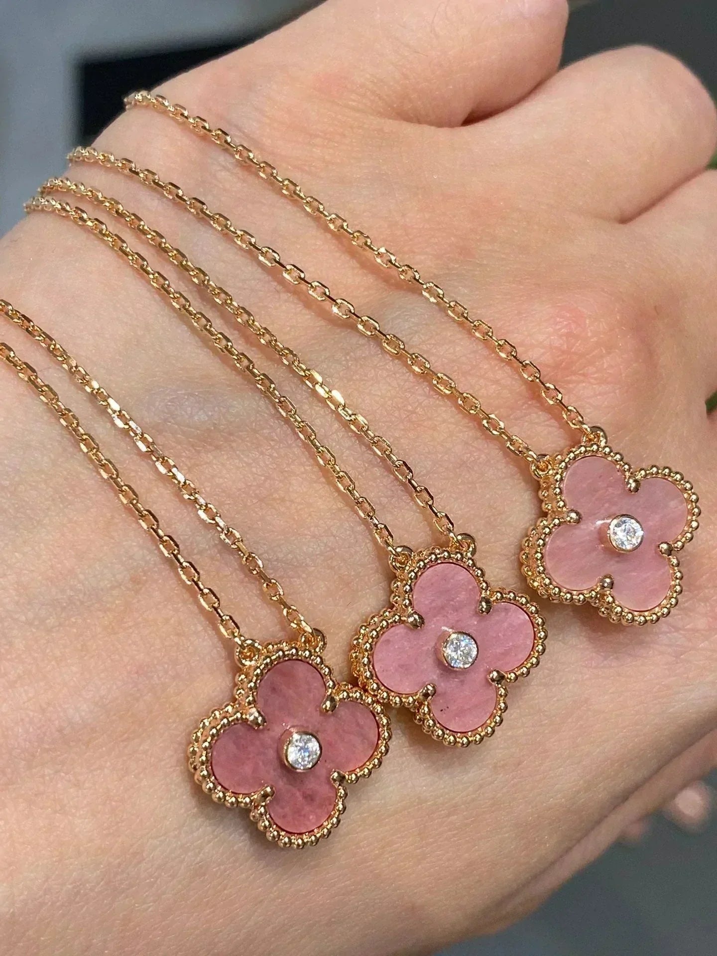 [Spark]CLOVER 15MM DIAMOND RHODONITE NECKLACE