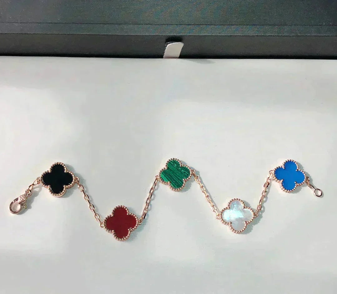 [Spark]CLOVER 5 MOTIFS MULTICOLOR BRACELET