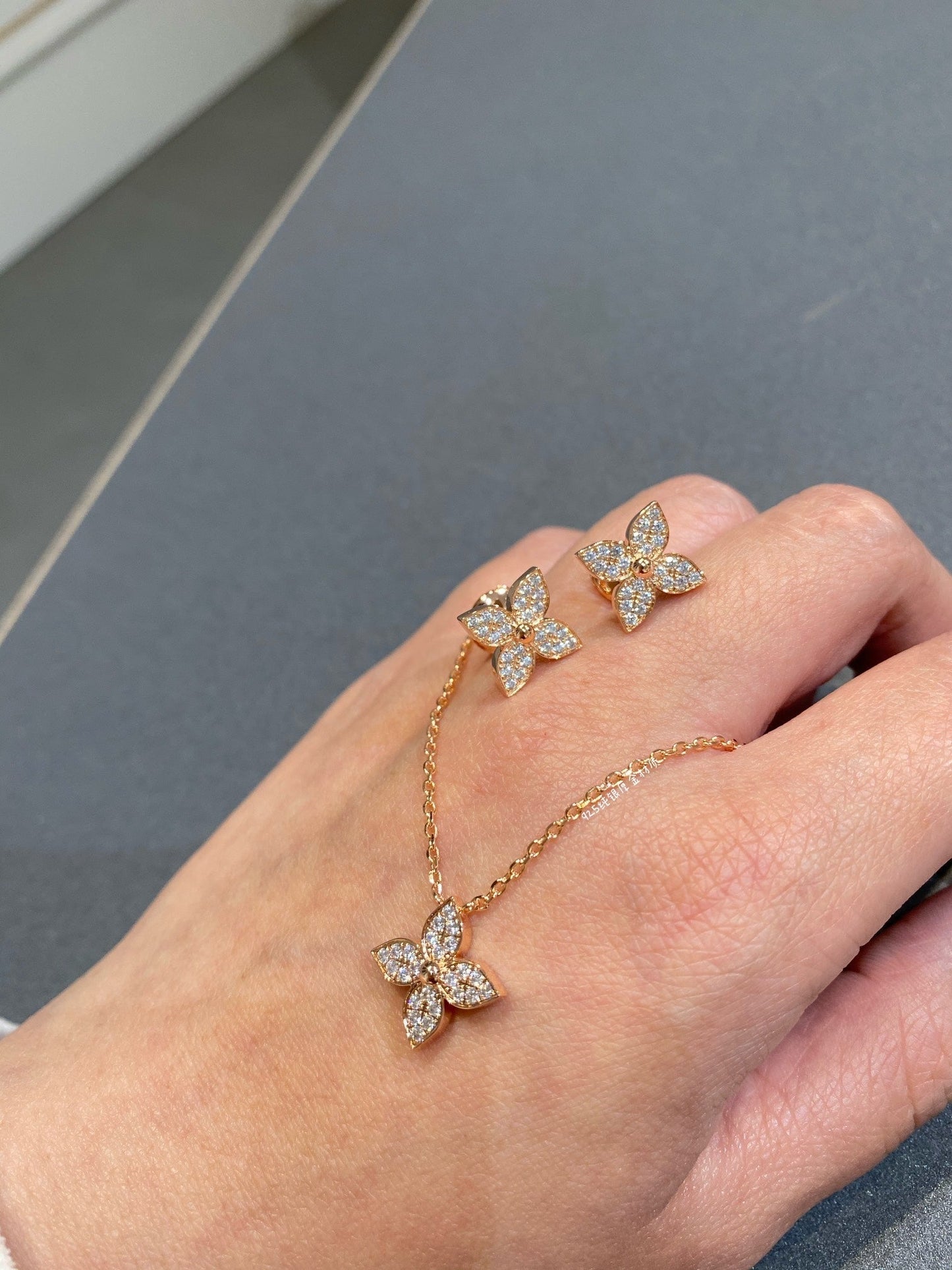 [Spark]STAR DIAMOND NECKALCE