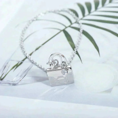 [Spark]AMULETTE PEDANT SILVER NECKLACE