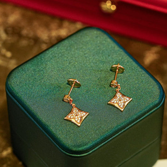 [Spark]STAR DIAMONDS EARRINGS GOLD