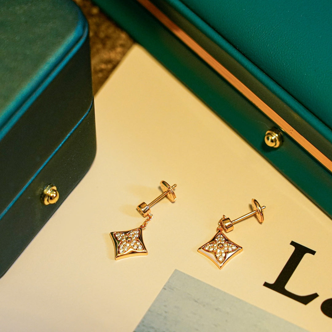 [Spark]STAR DIAMONDS EARRINGS GOLD