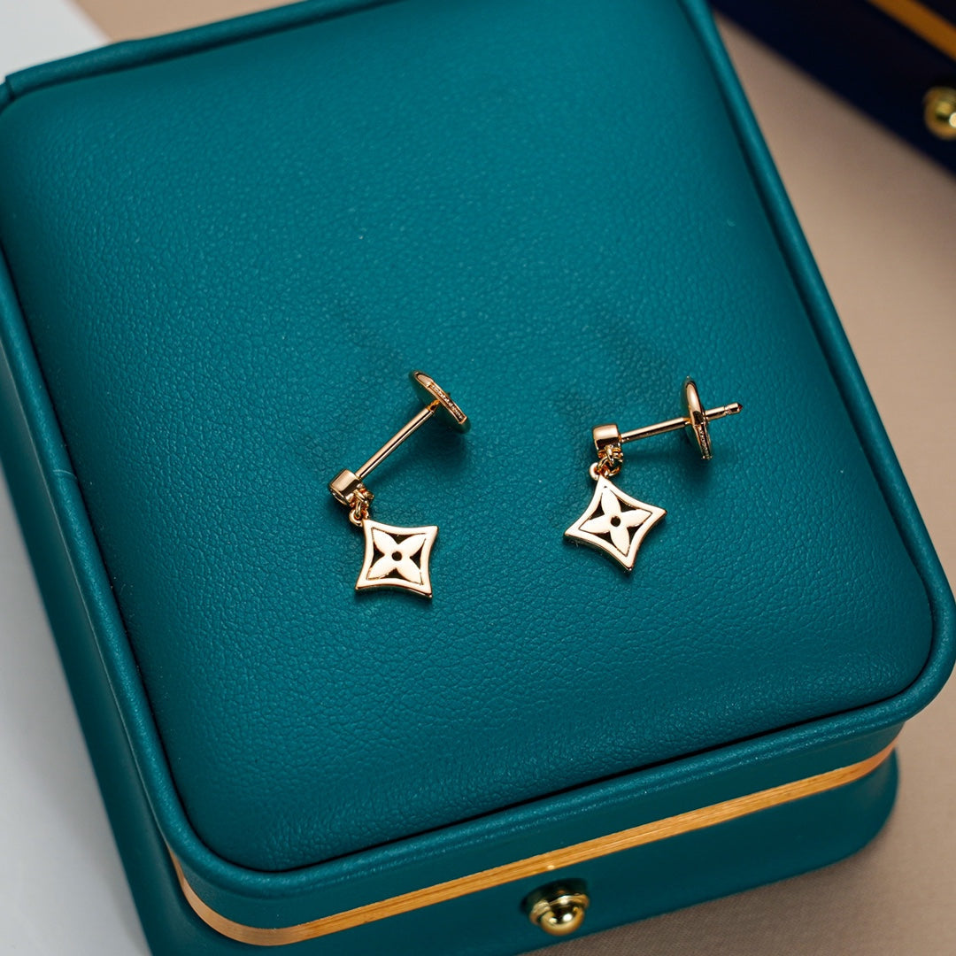 [Spark]STAR EARRINGS GOLD