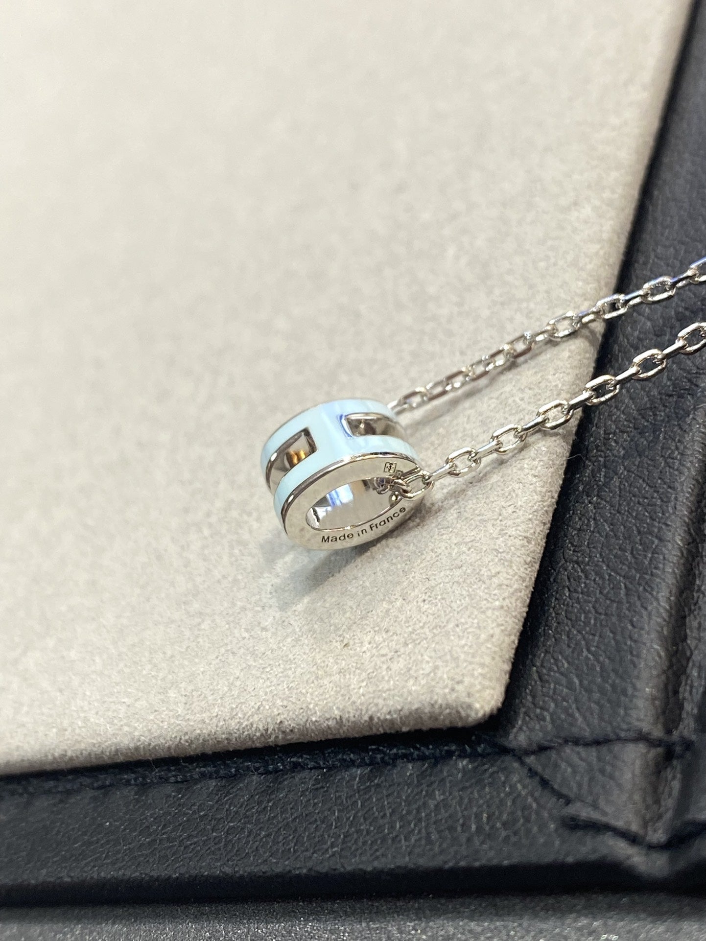 [Spark]POP H LIGHT BLUE NECKLACE