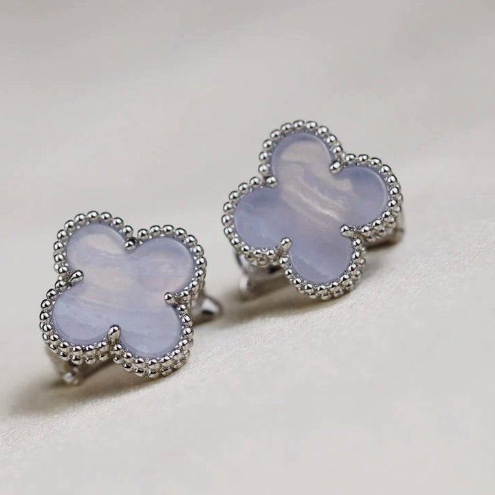 [Spark]CLOVER MEDIUM 1 MOTIFS  WHITE MOP EARRINGS SILVER