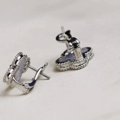 [Spark]CLOVER MEDIUM 1 MOTIFS  WHITE MOP EARRINGS SILVER