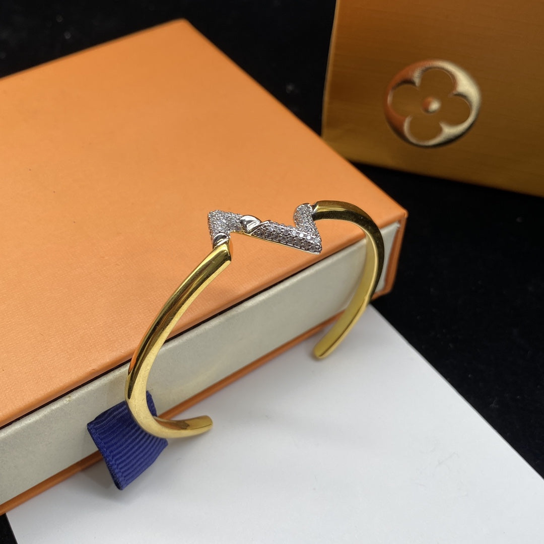 [Spark]VOLTE UPSITE DOWN DIAMOND GOLD OPEN BRACELET