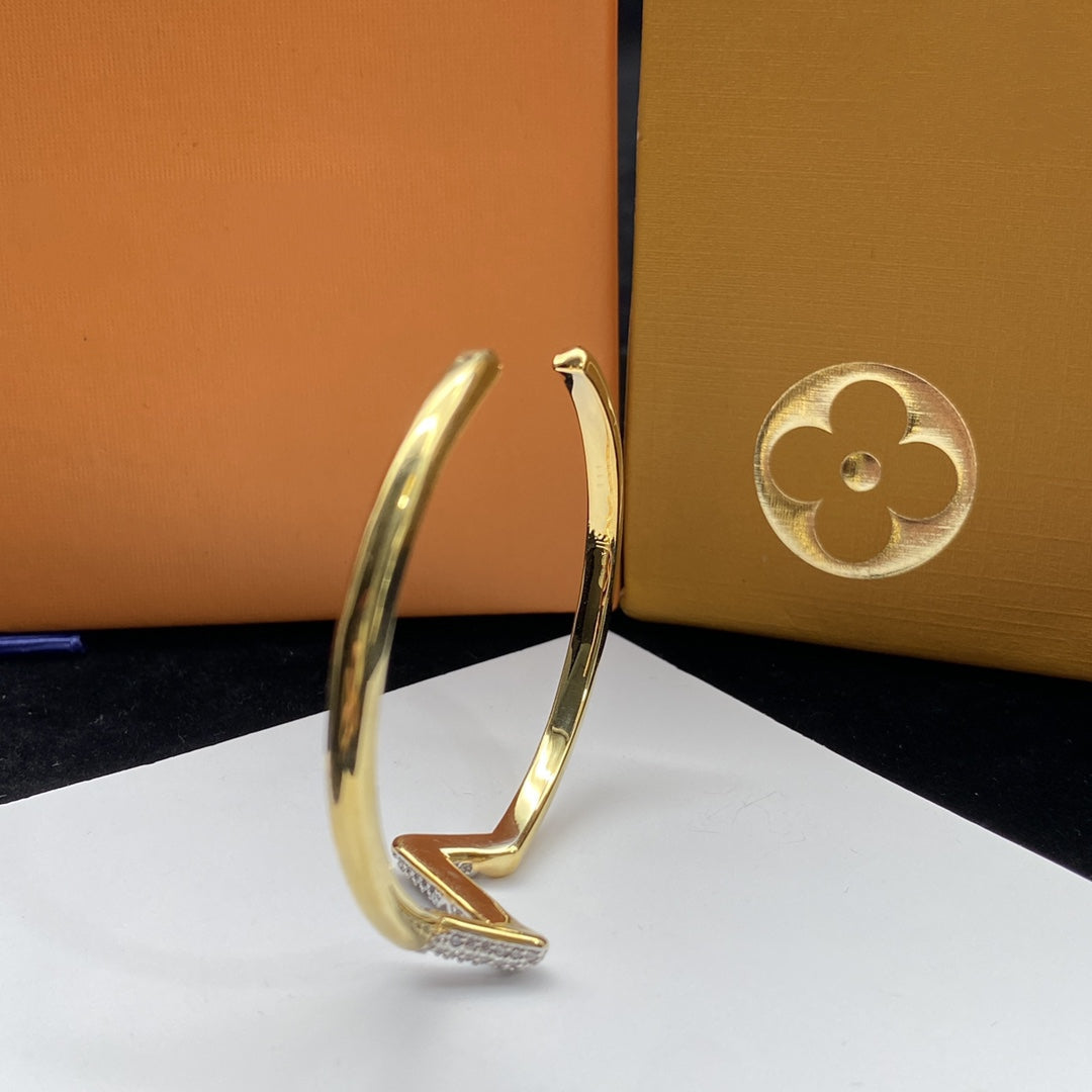 [Spark]VOLTE UPSITE DOWN DIAMOND GOLD OPEN BRACELET