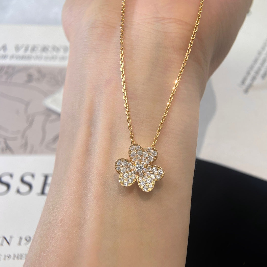 [Spark]FLOWER DIAMOND NECKLACE