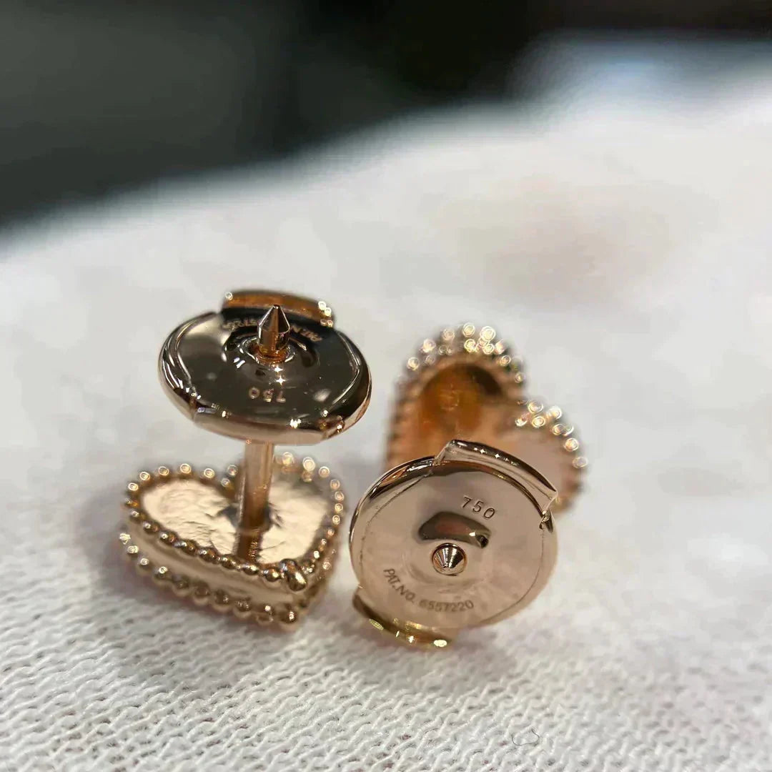 [Spark]HEART CARNELIAN STUD EARRINGS