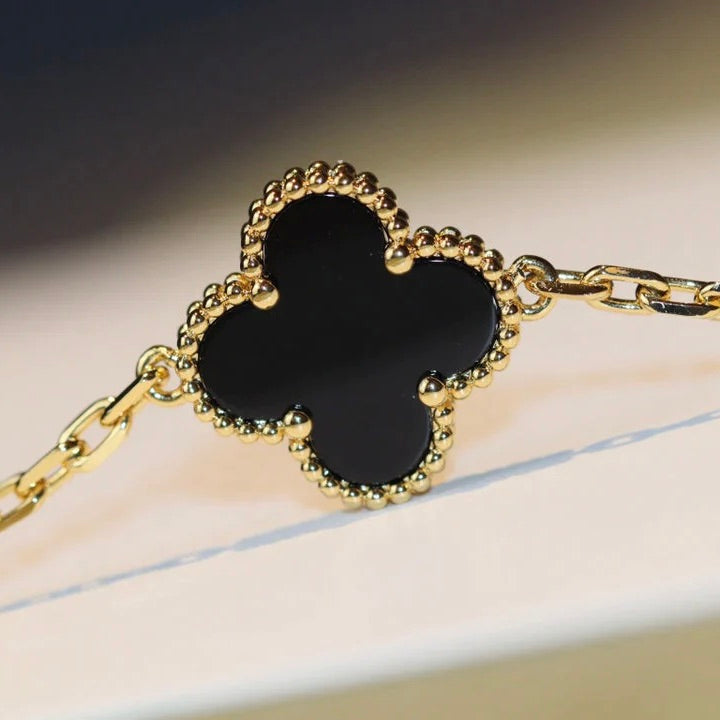 [Spark]CLOVER 20 MOTIFS ONYX NECKLACE