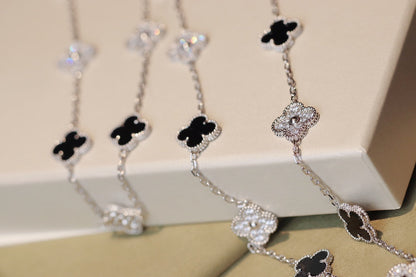 [Spark]CLOVER 20 MOTIFS ONYX DIAMOND SILVER