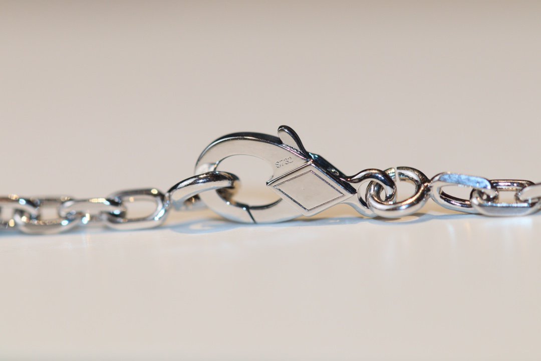 [Spark]CLOVER 20 MOTIFS ONYX DIAMOND SILVER