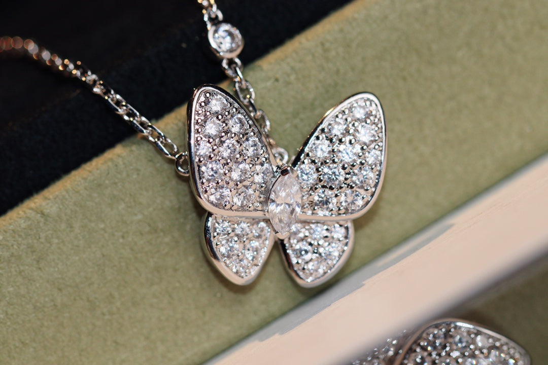 [Spark]BUTTERFLY DIAMOND NECKLACE