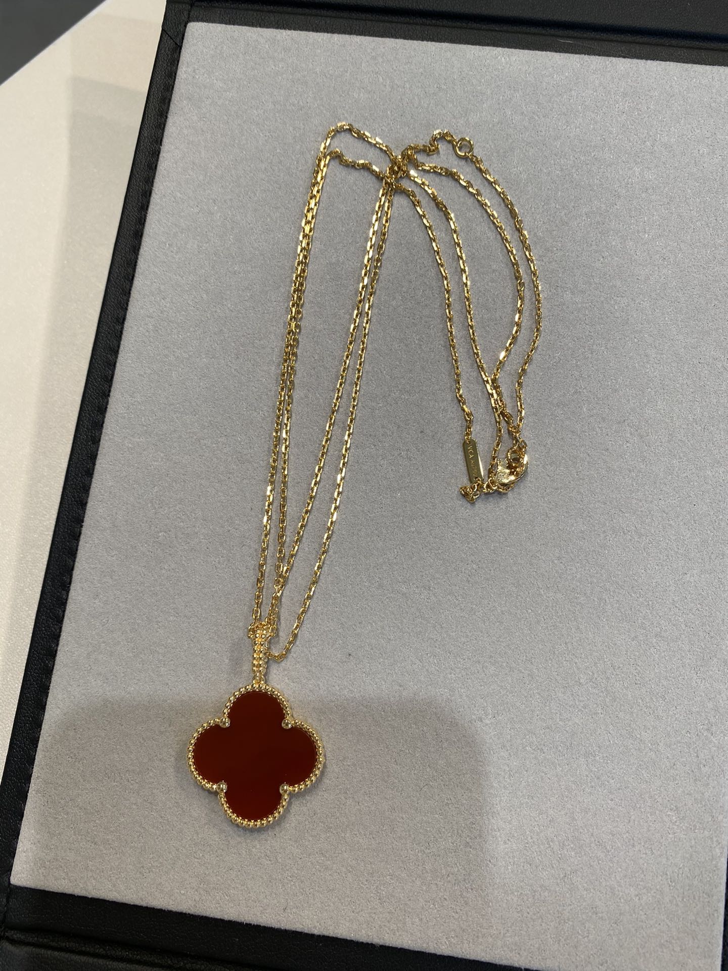 [Spark]CLOVER 25MM NECKLACE GOLD CARNELIAN