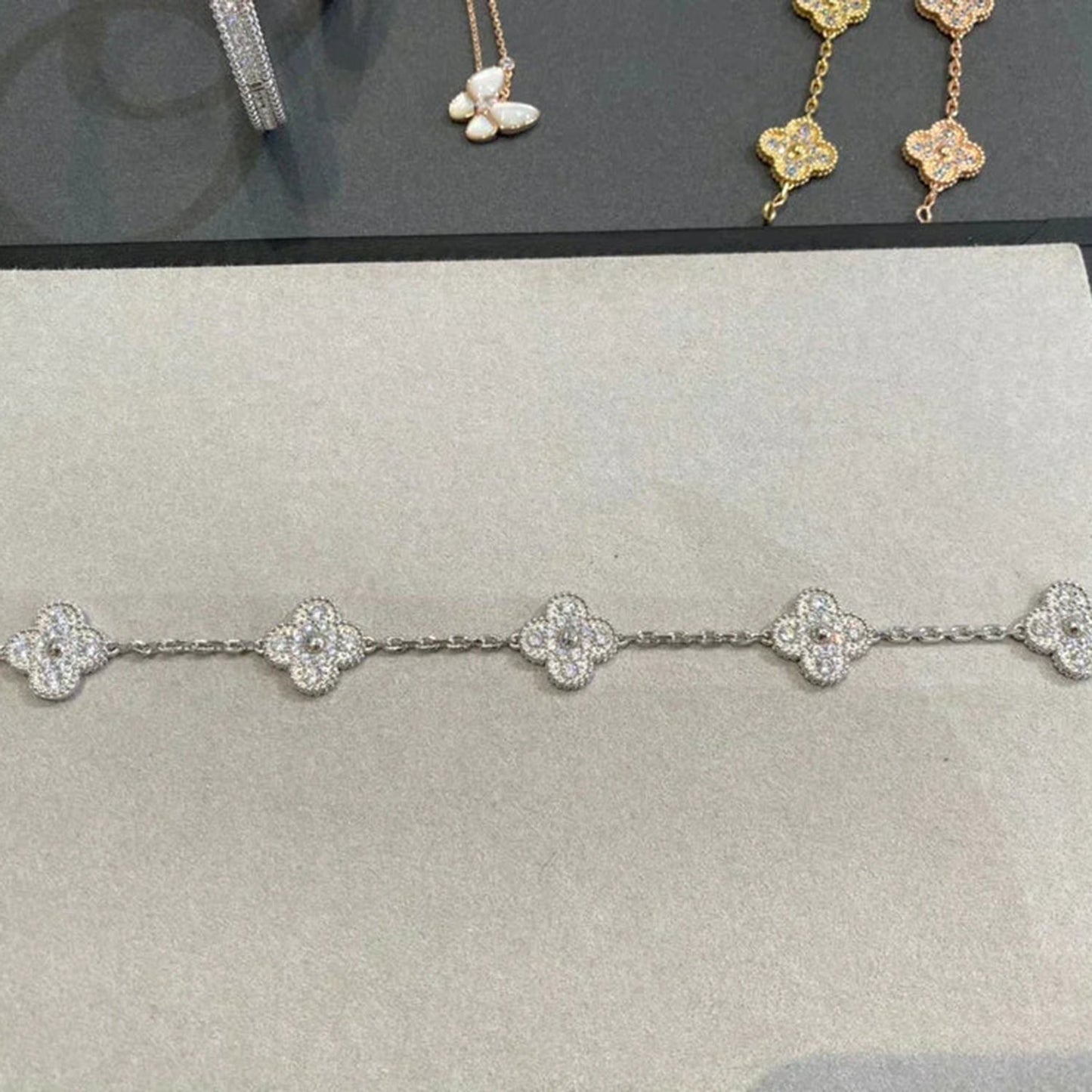 [Spark] CLOVER 5 MOTIF FULL DIAMOND BRACELET COLLECTION