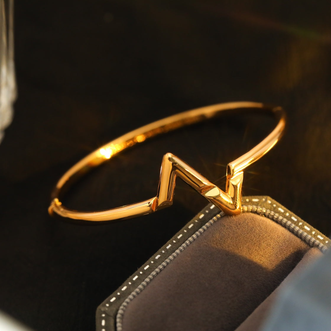 [Spark]VOLTE UPSITE DOWN BRACELET