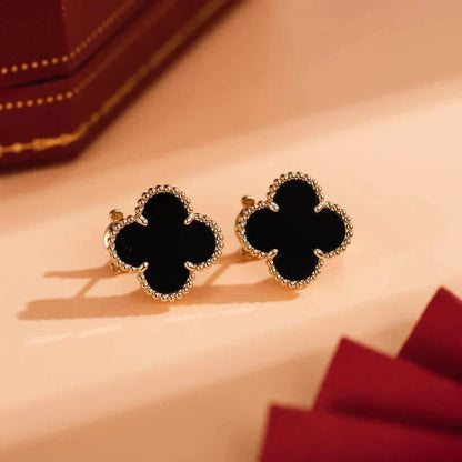 [Spark]CLOVER MEDIUM 1 MOTIFS  ONYX STUD EARRINGS