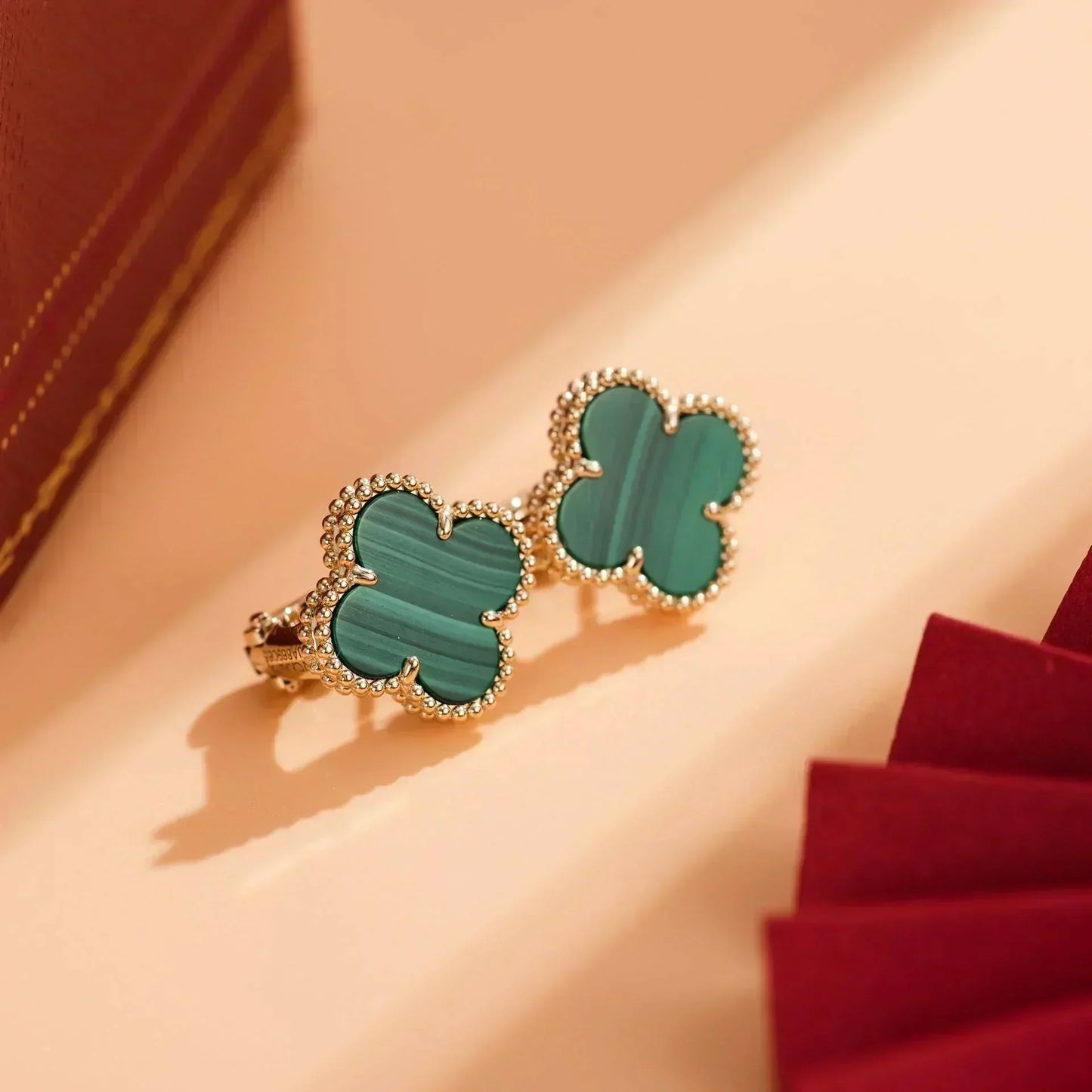 [Spark]CLOVER MEDIUM 1 MOTIFS MALACHITE  EARRINGS