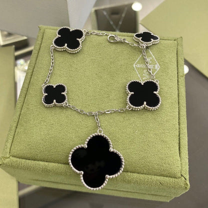 [Spark]CLOVER 5 MOTIFS SIVLER ONYX BRACELET