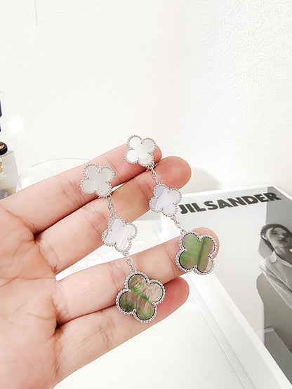 [Spark]CLOVER 3 MOTIFS CHALCEDONY DARK MOP SILVER EARRINGS