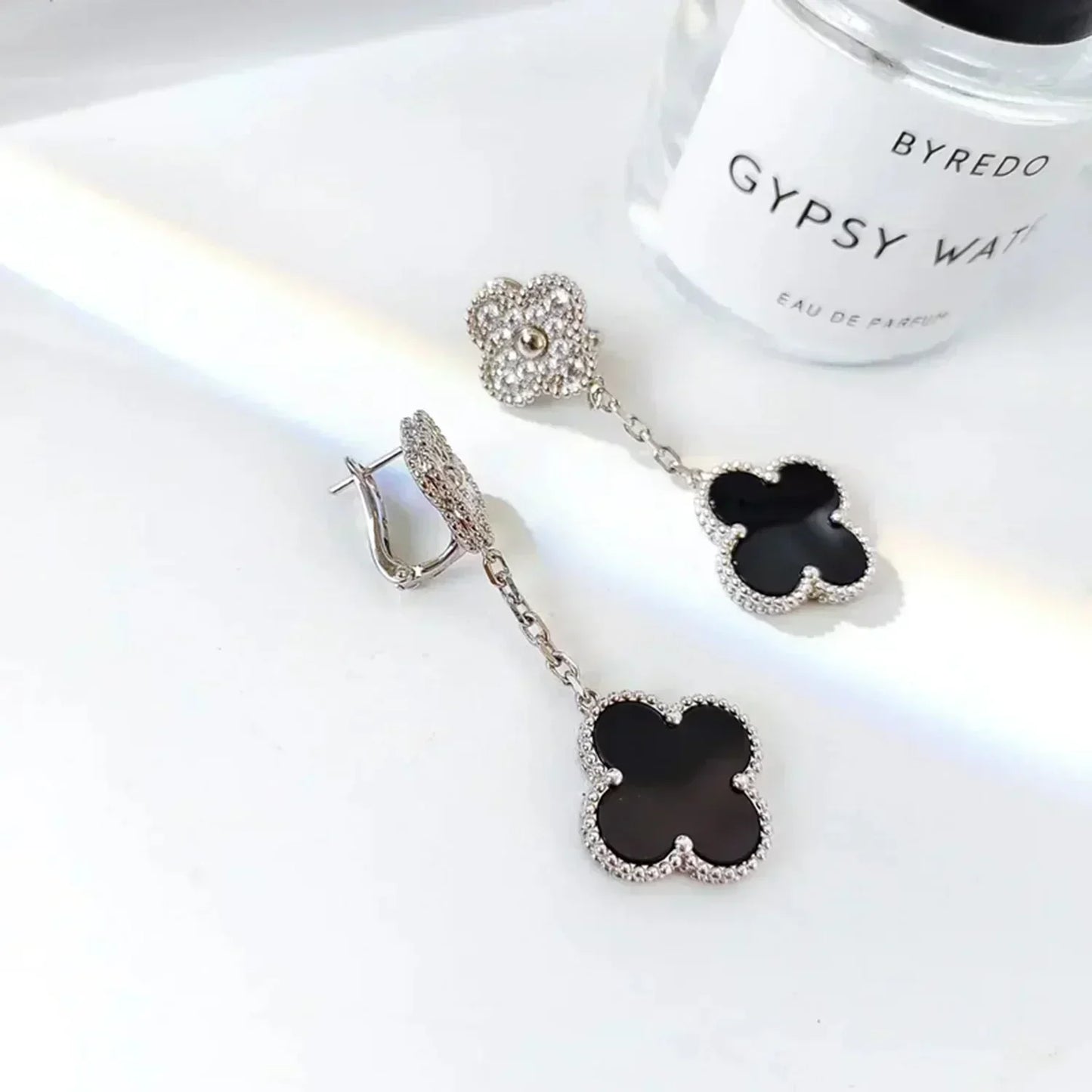 [Spark]CLOVER 2 MOTIFS  DIAMOND ONYX EARRINGS SILVER