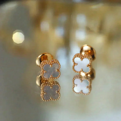 [Spark]CLOVER MINI 9.5MM WHITE MOP EARRINGS