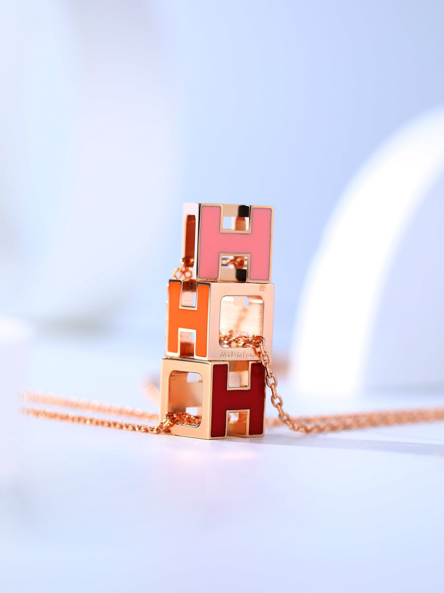 [Spark]H CAGE PINK GOLD NECKLACE