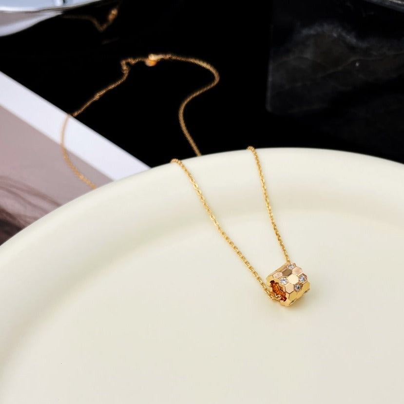[Spark]BEE MINI PEDANT DIAMOND NECKLACE