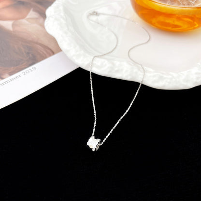 [Spark]BEE MINI PEDANT DIAMOND NECKLACE