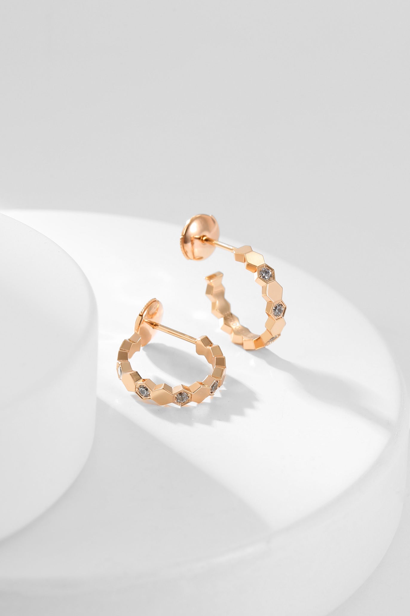 [Spark]BEE LOVE DIAMOND HOOP EARRINGS