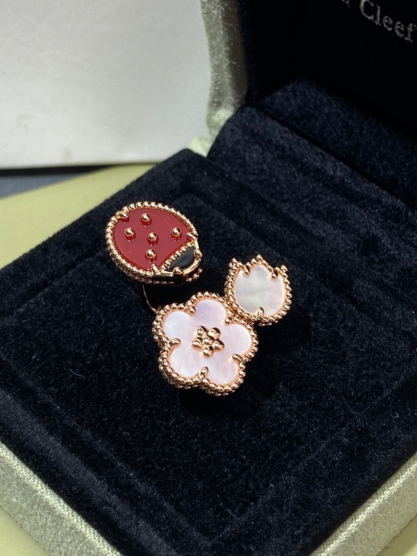 [Spark]LUCKY 3 MOTIF Spark GOLD RING