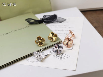 [Spark]CLOVER MEDIUM STUD EARRINGS